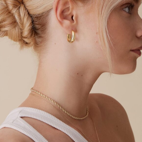 14K Gold Plated Sterling Silver Post Small Chunky Hoops Earrings Lightweight - Picture 4 of 6